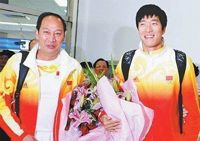 fb体育官网-22年前刘翔夺冠，上海奖励一套255万豪宅，门牌号1101，如今这房子怎么样了？