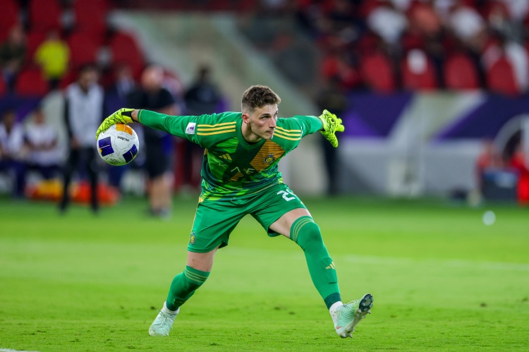 fbsports-迪马：热那亚同意分担球员薪水，将在周五谈妥巴西国门本托的交易