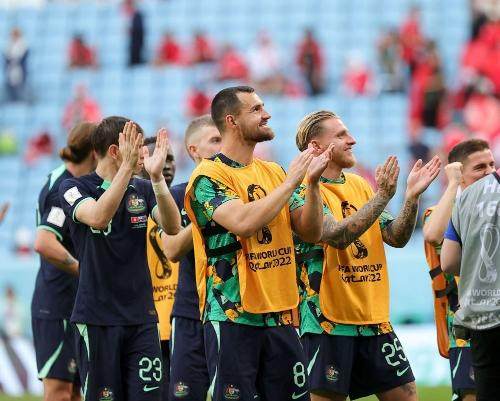 【世界杯】莱基一击致命力保出线，澳大利亚1-0丹麦