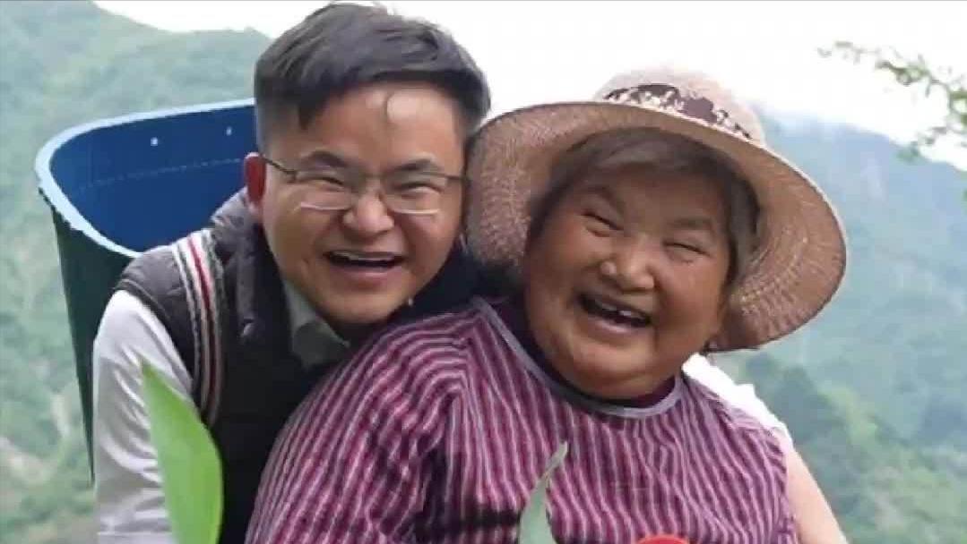 fbsports-林浩:汶川地震9岁小英雄,被姚明抱上奥运,发誓考清华,现状如何